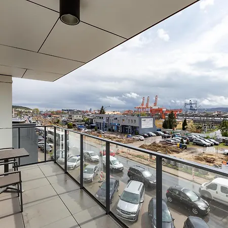 Apartport