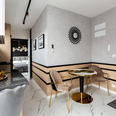 Apartport